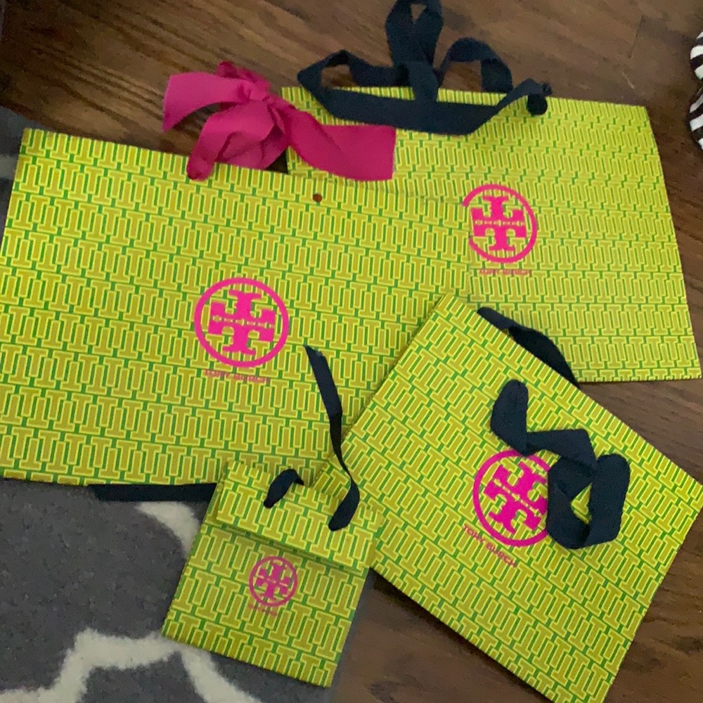 4 Tory Burch shopping bags